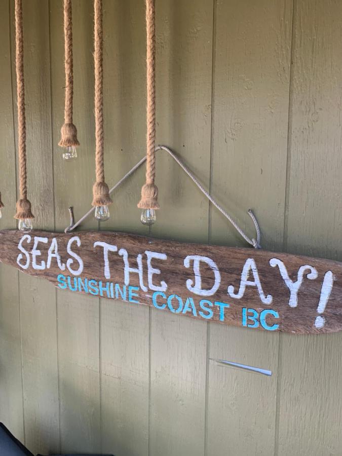 Seas The Day House 5 Star Hottub Pets Bbq Fire Premier Location Hotel Gibsons Exterior foto